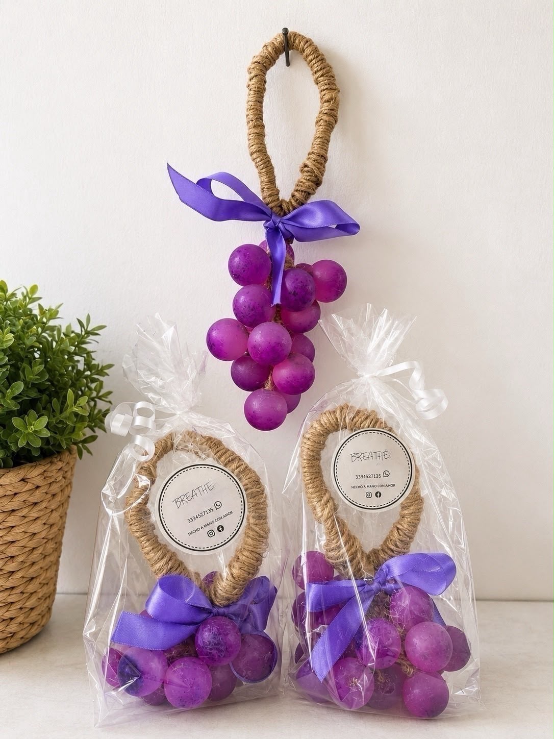 Jabón de uvas moradas
